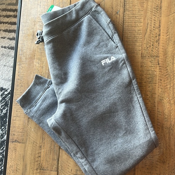 Fila Men's Grey Sweatpants with White Logo / XL - Picture 5 of 6